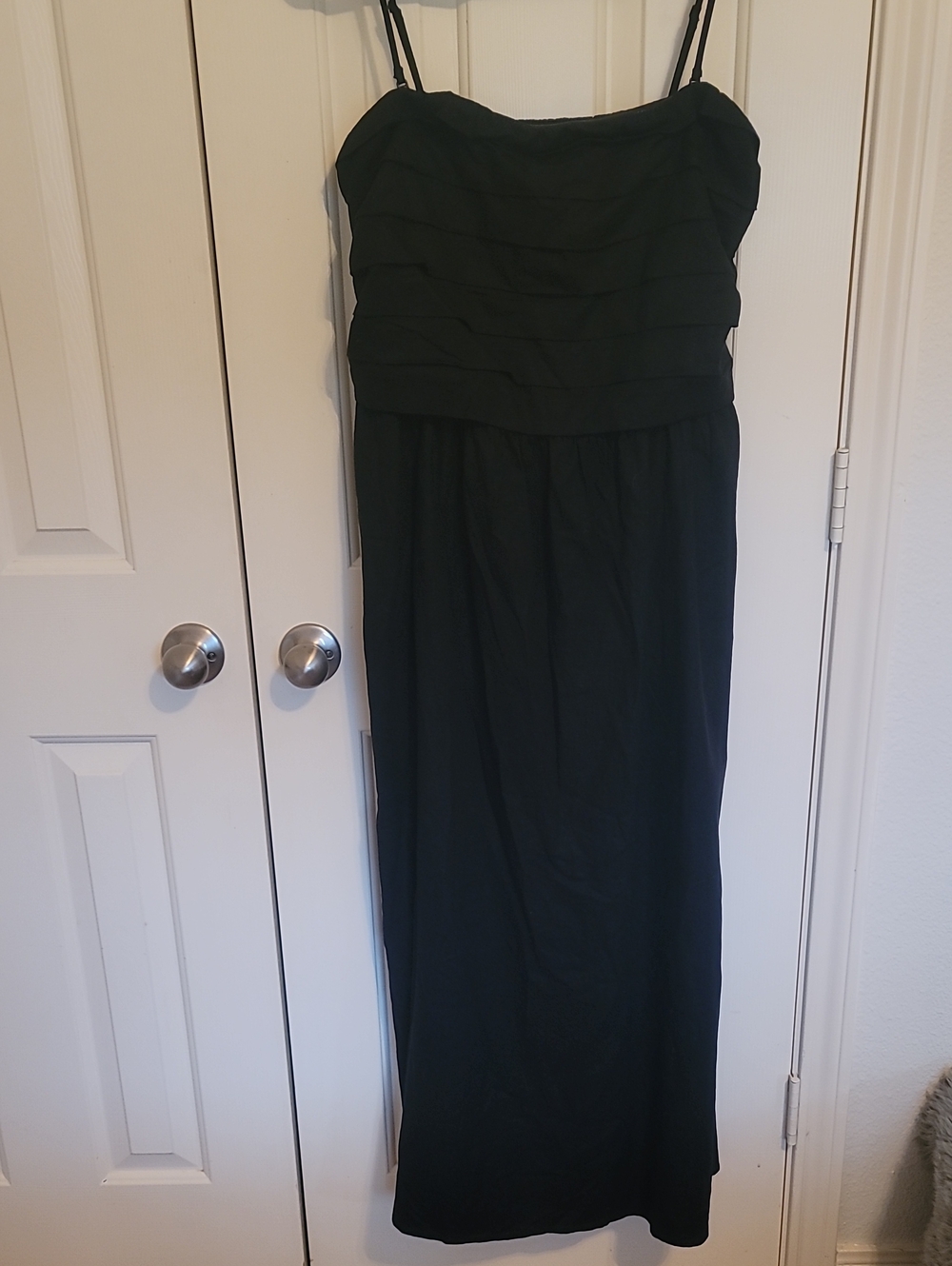 GAP Black Strapless Pleated Bodice Maxi Dress